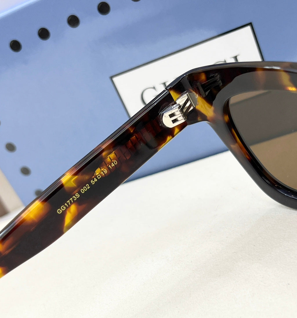 GUCCI Sunglasses-GG1773S